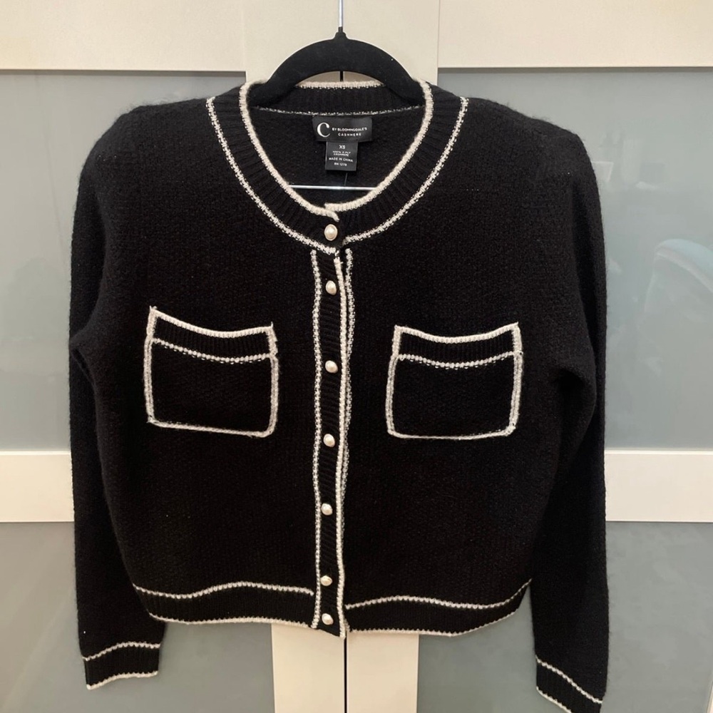 Bloomingdales cashmere Cardigan